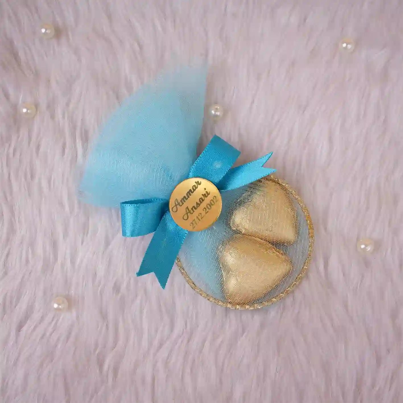 Single Aqiqah Golden Hearts Favor in blue with gold heart chocolates and personalized tag, perfect for baby gift sets or wedding favors.