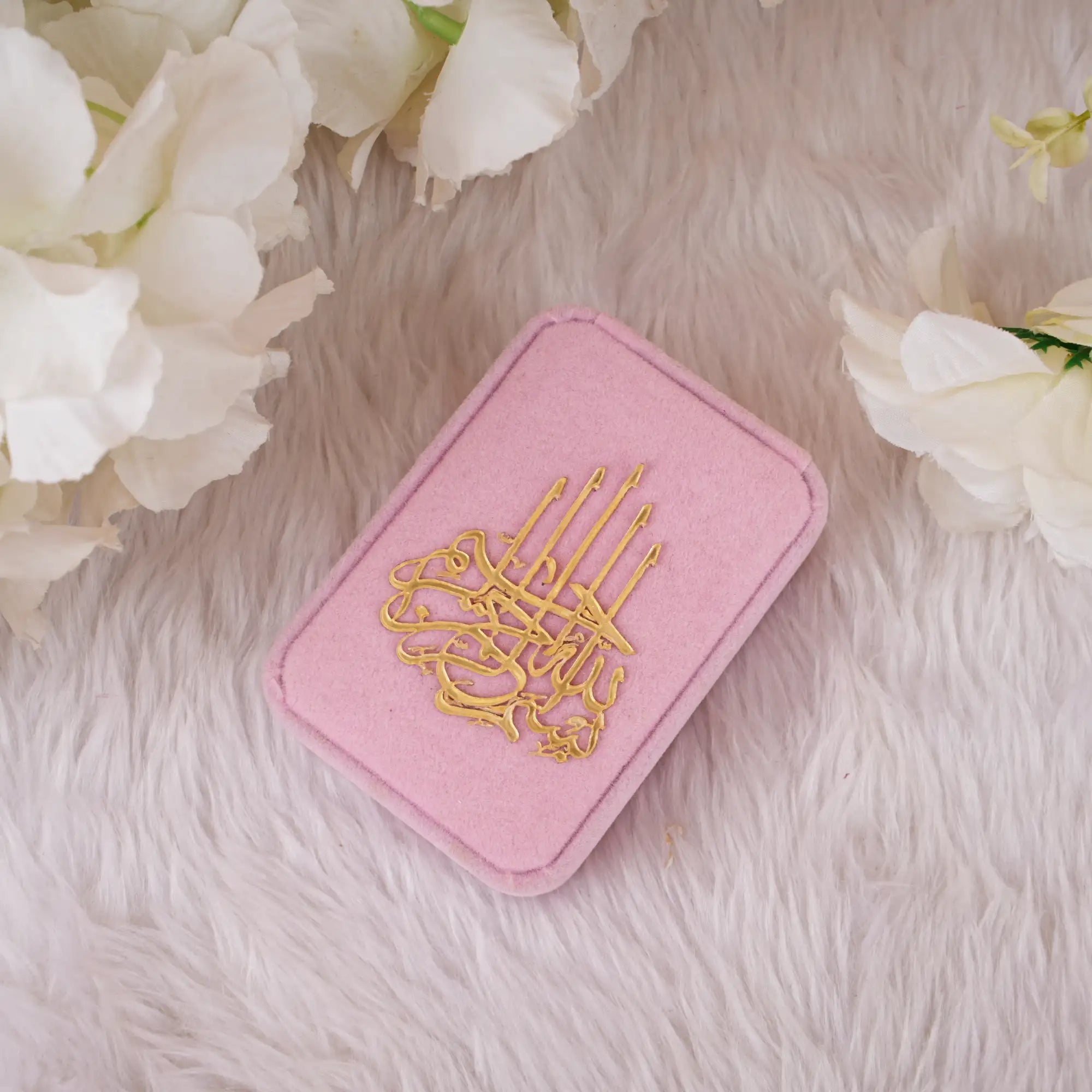 Velvet Tasbeeh Combo in a pink premium velvet box with golden Islamic calligraphy, ideal for Ramadan & EID gifts and spiritual occasions.