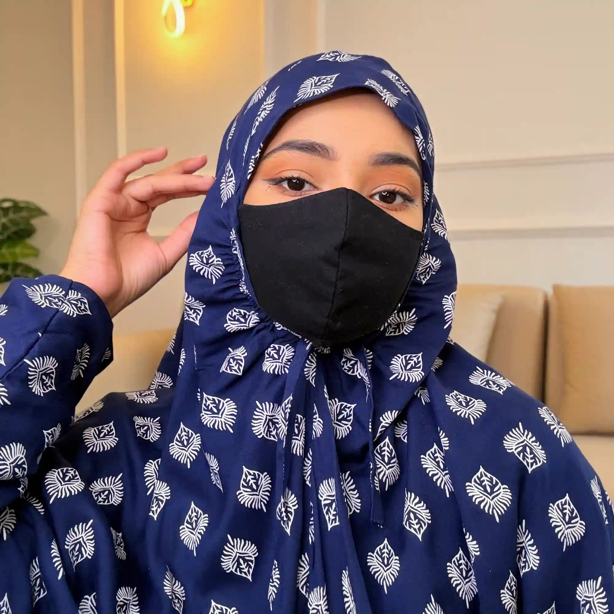 Bahr Full Length Printed Cotton Namaz Makhna Secondary image