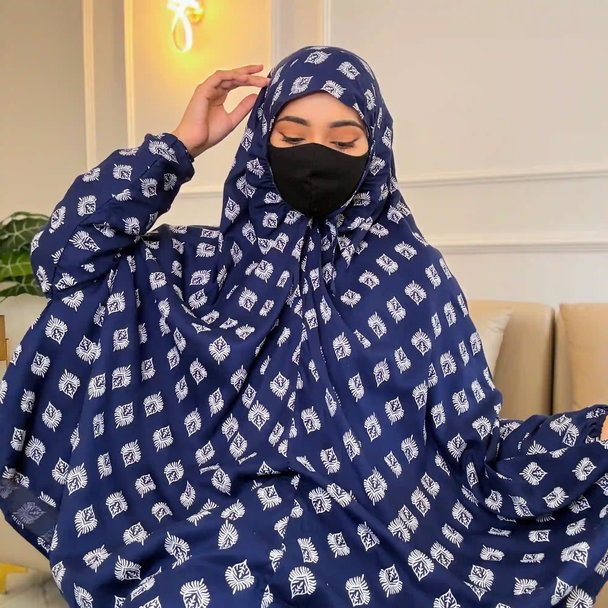 Bahr Full Length Printed Cotton Namaz Makhna Main image