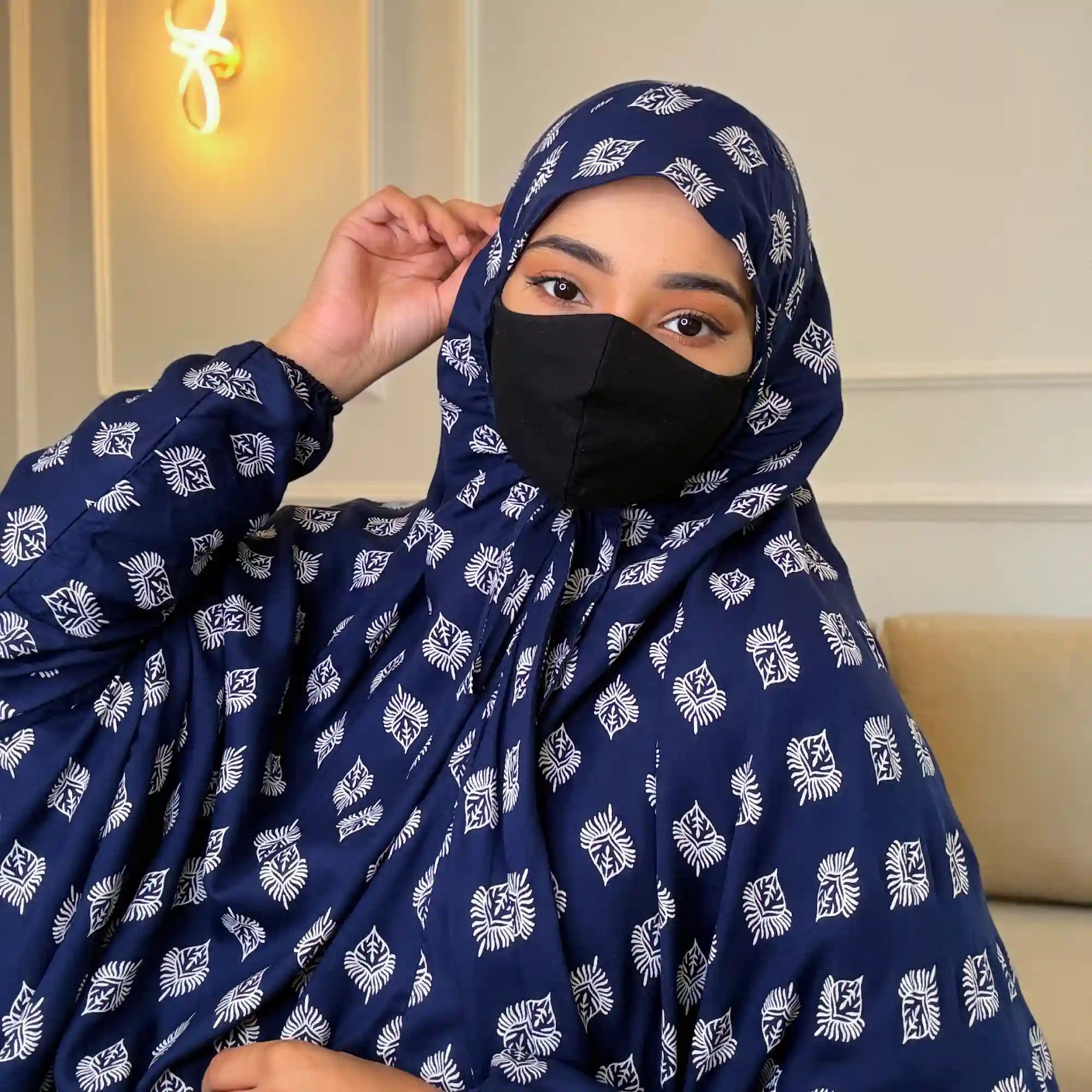 Bahr Knee Length Printed Cotton Namaz Makhna Secondary image