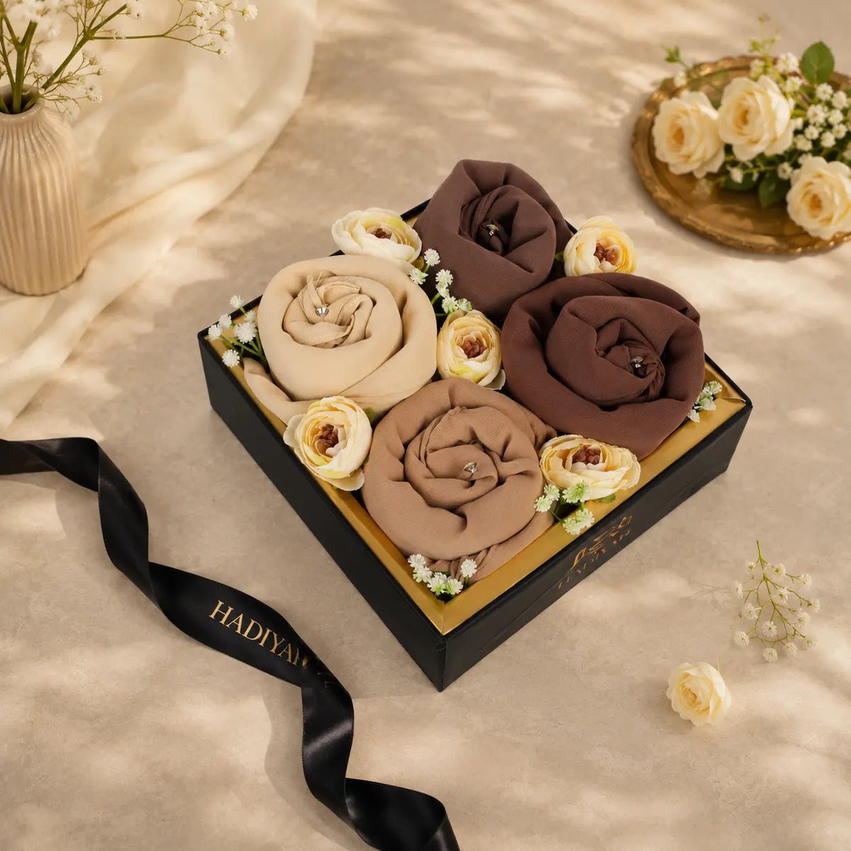 Hadiyah Hijab Bloom Gift Tray