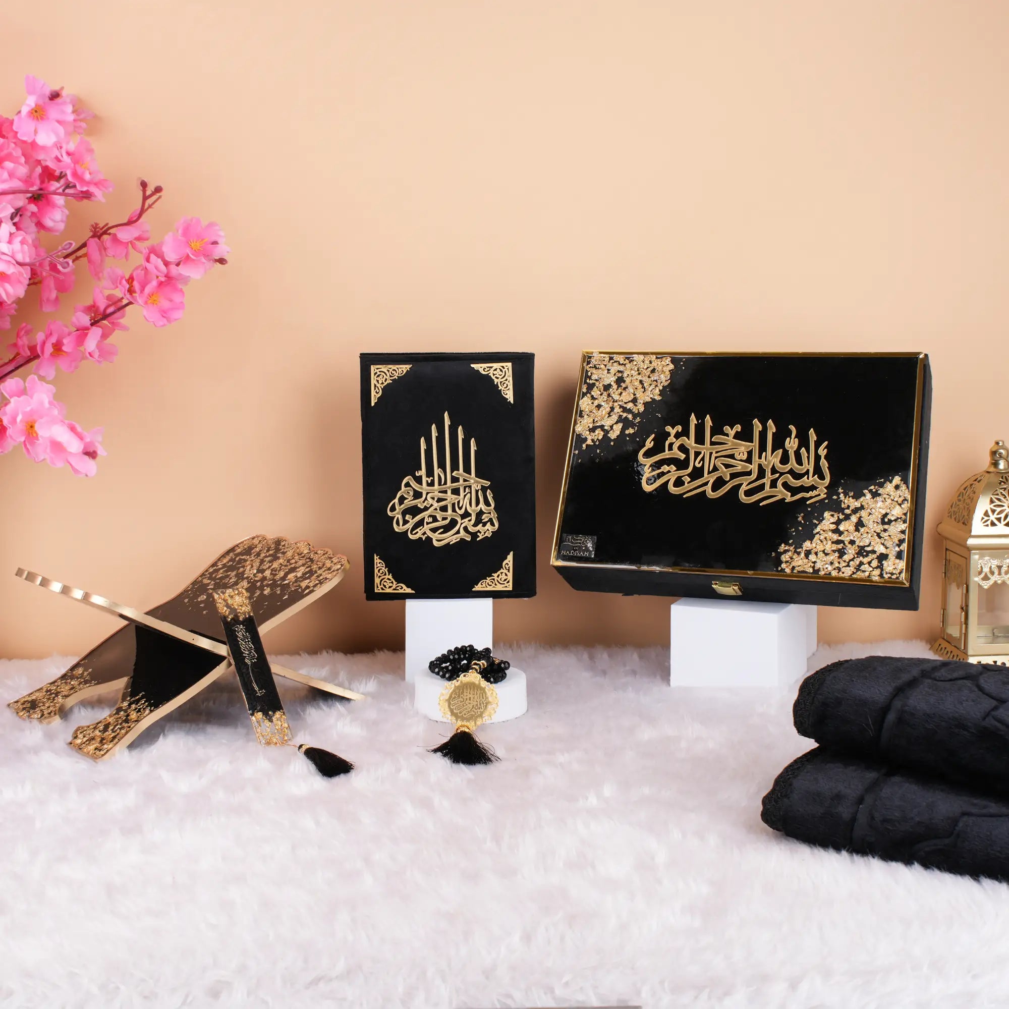 Black Flakes Sawab-E-Jariya Hamper Secondary image