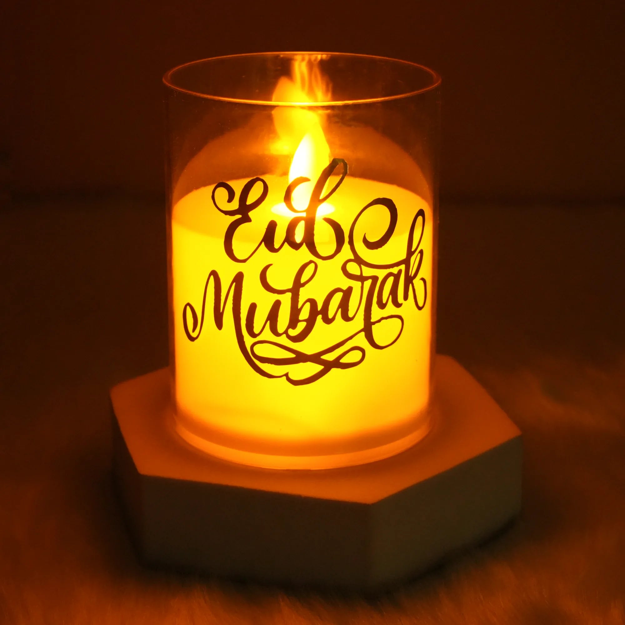 EID Celebration Luxe Hamper candle with festive message Main image