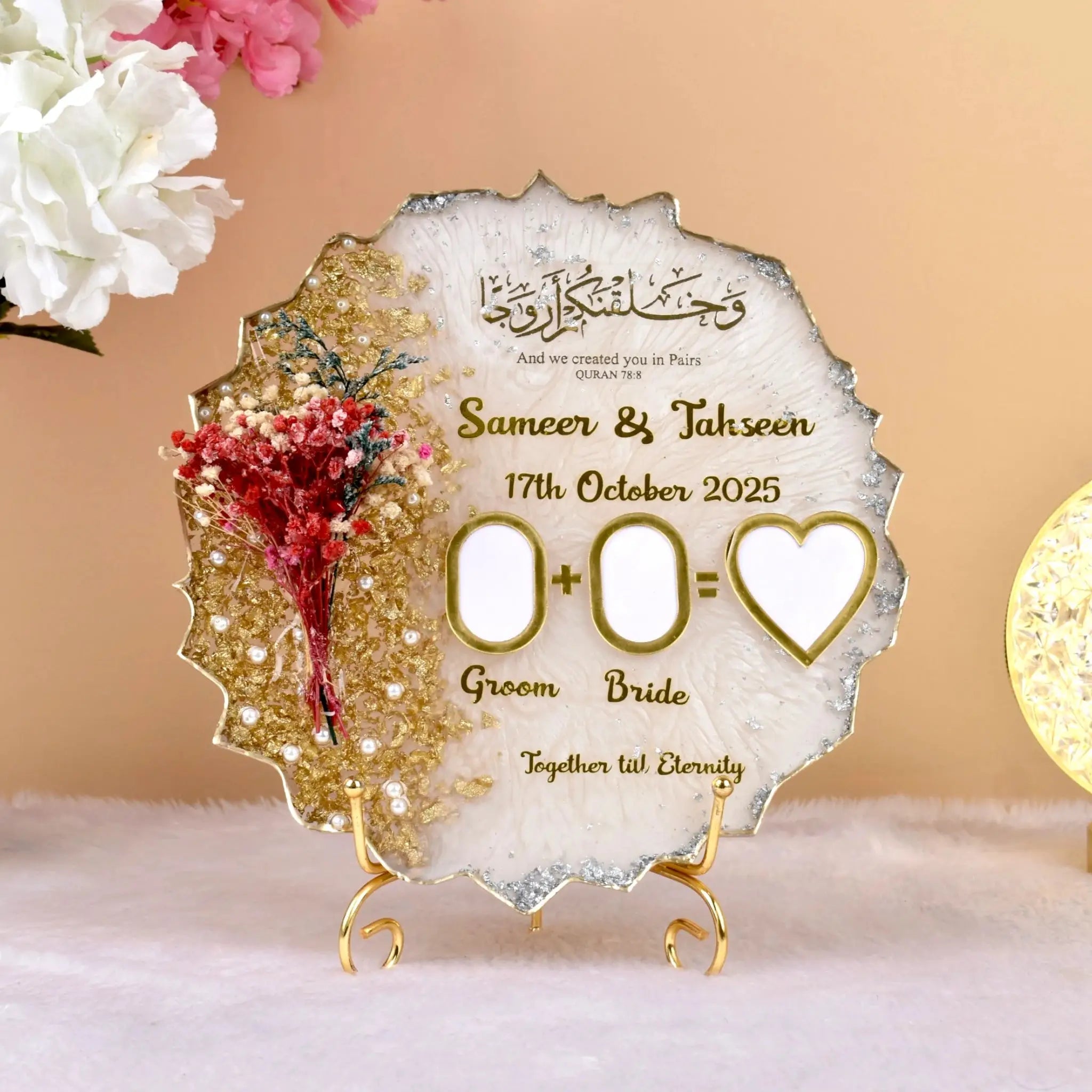 Floral Round Couple Frame - Resin Art Gift with preserved flowers, thumbprint slots, and Quranic verse. Ideal handmade wedding decor from India. Main image
