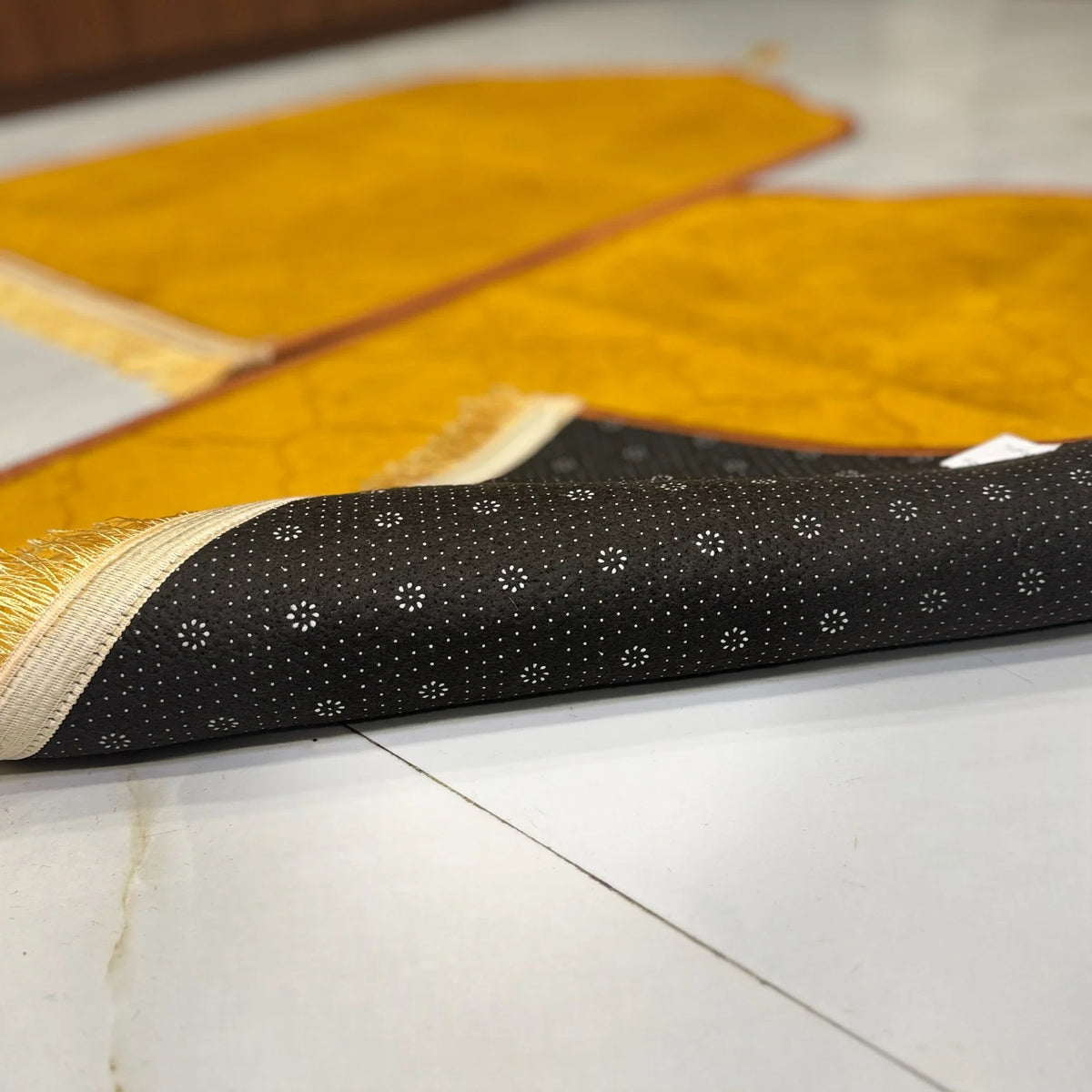 Golden Dome Couple Janamaz Set with heart-shaped design, featuring premium textured fabric and anti-slip black backing for comfortable Islamic prayer.