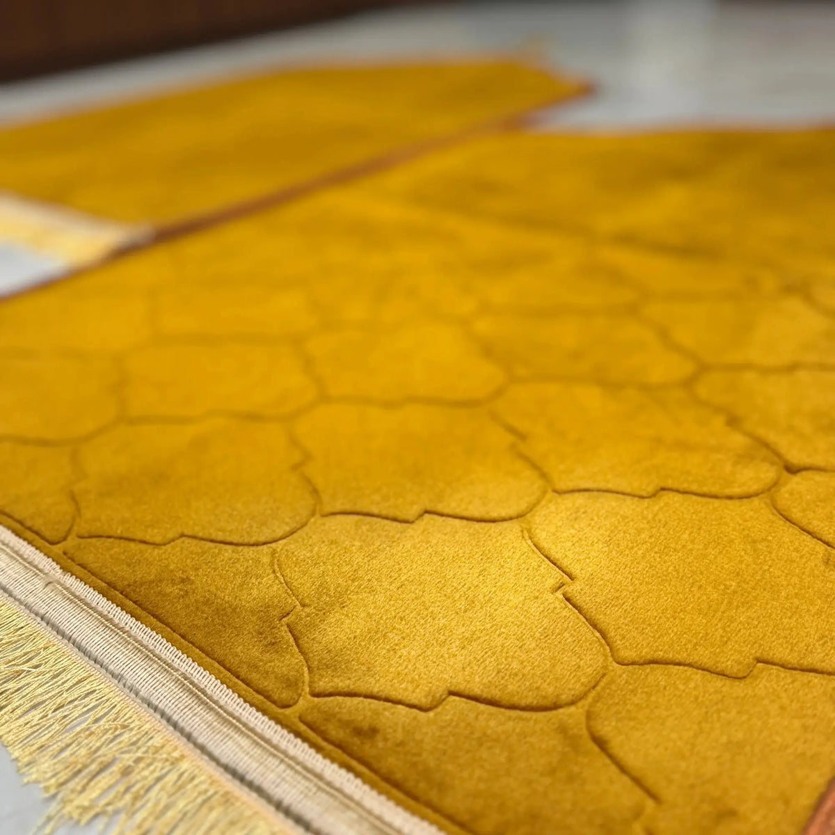Detailed texture view of Golden Dome Family Janamaz Set showcasing plush velvet fabric and intricate dome pattern stitching.