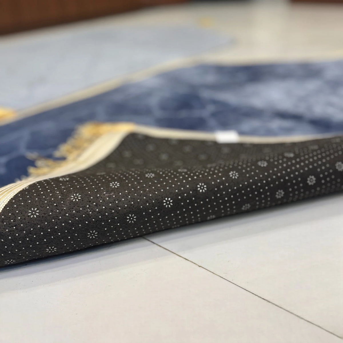 Grey Dome Couple Janamaz - Prayer Mat Set with soft anti-slip backing and elegant heart design, ideal for Islamic weddings and gifting.