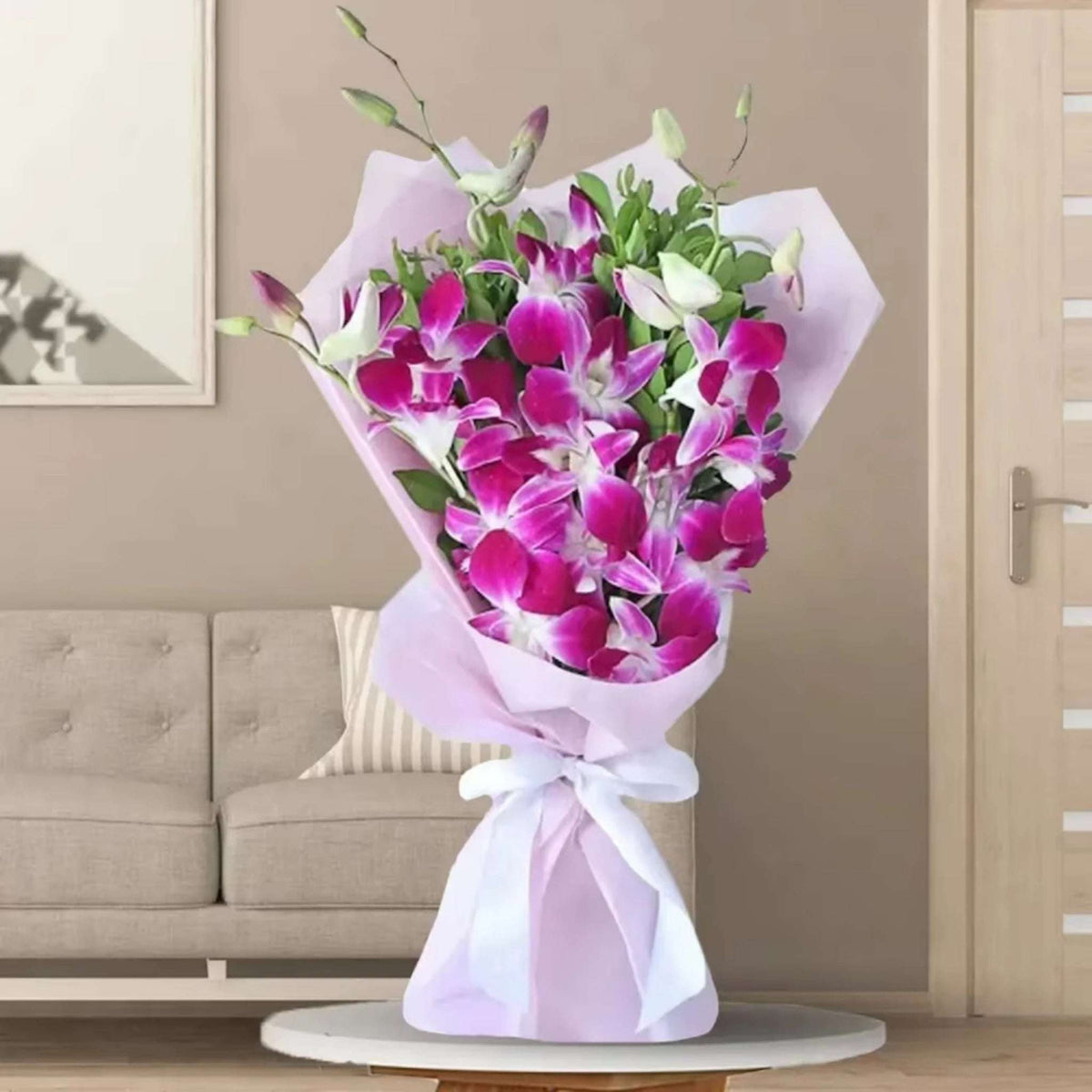Heart Winning Orchids Bouquet — detail of the flowers and wrapping