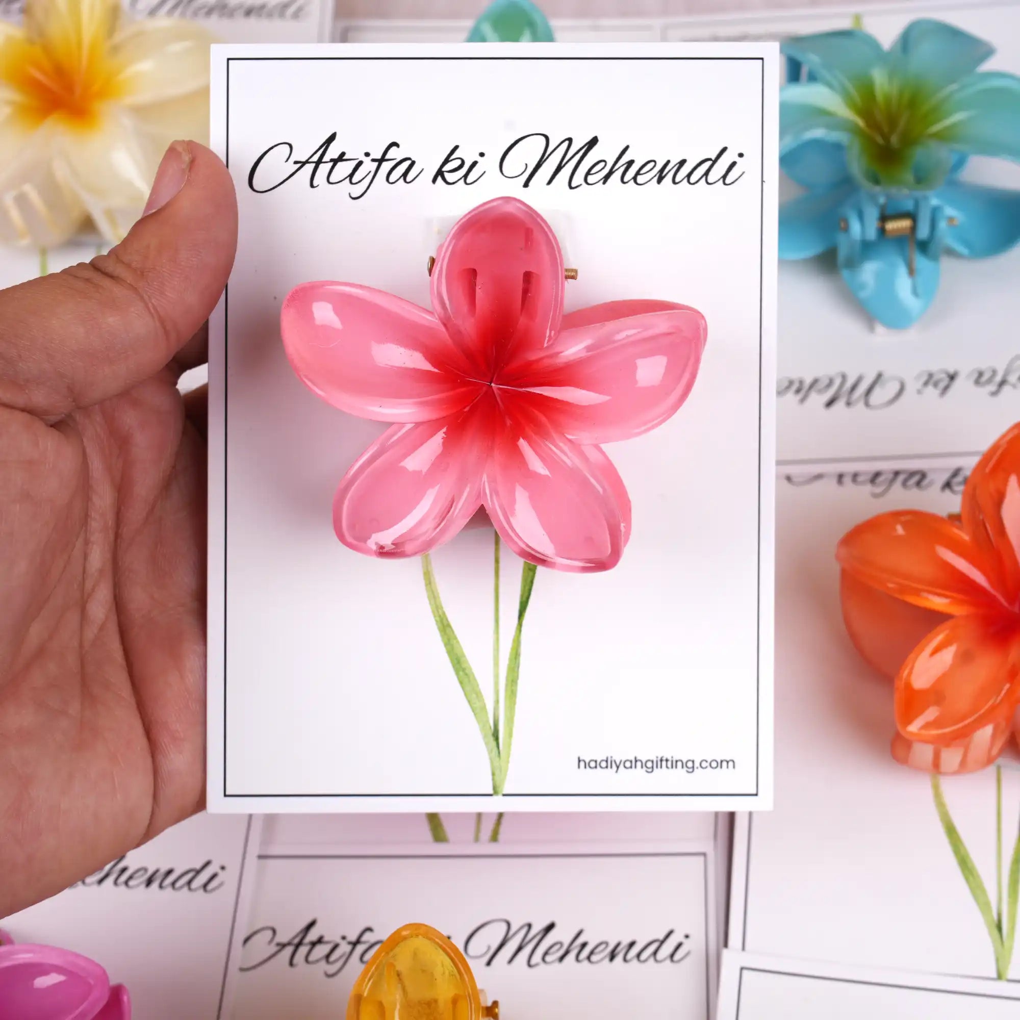 Henna Hues Clips Main image