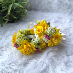 Handcrafted Yellow Floral Gajra
