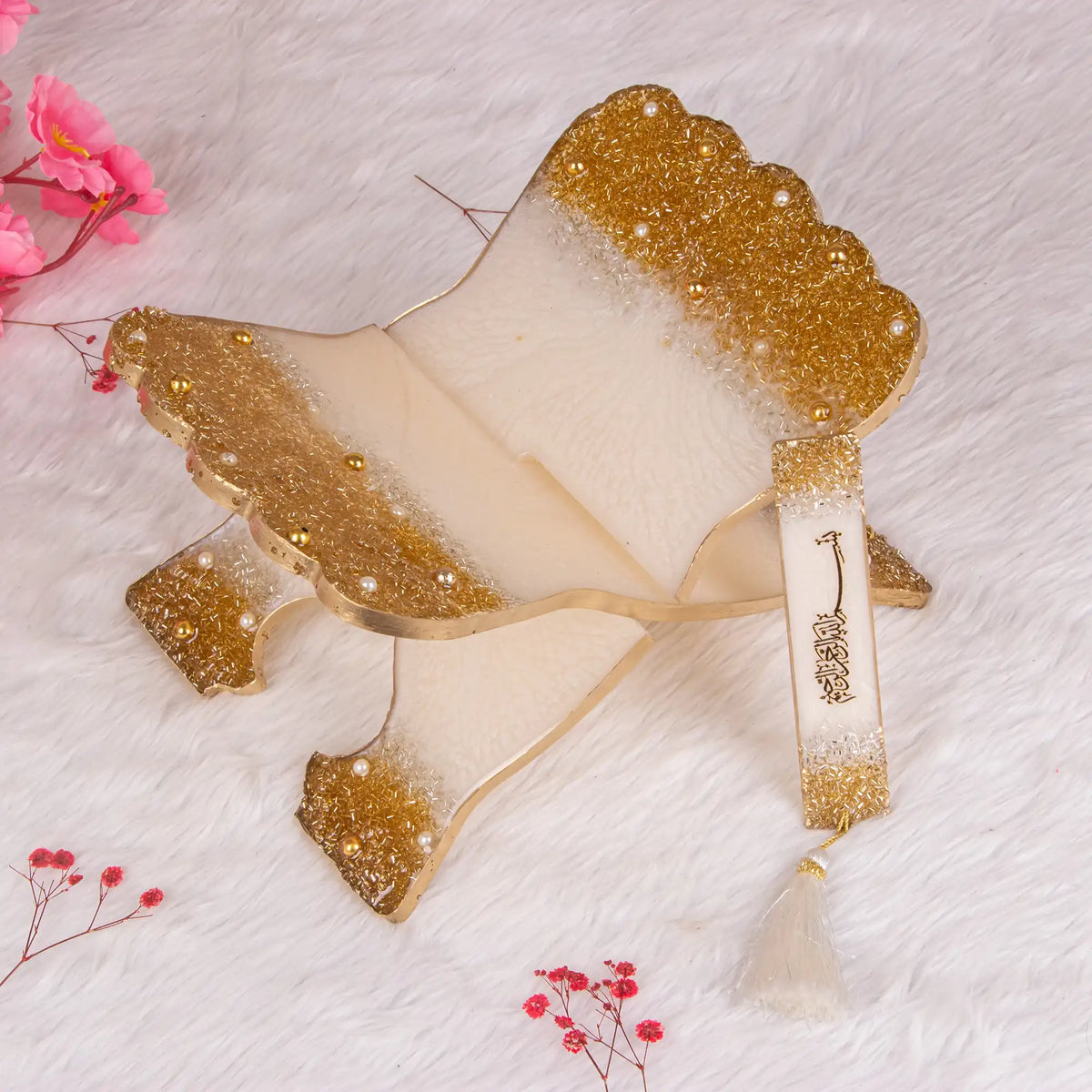 Elegant offwhite and gold glitter rehal from the Amaanat-e-Nikaah Bridal Hamper Gift Collection, perfect for Quran display in weddings.