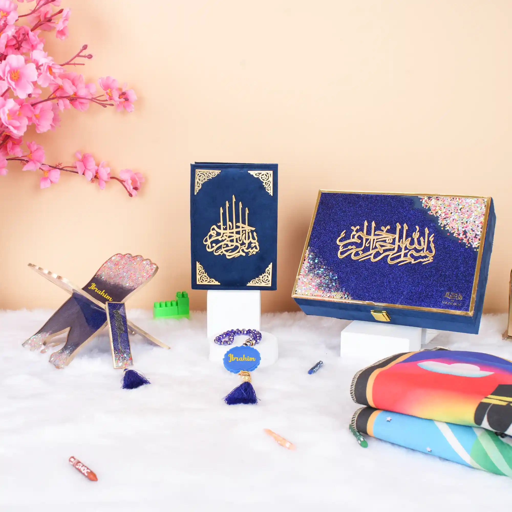 Blue Kids Glitter Collection Ibadah Gift Set Secondary image