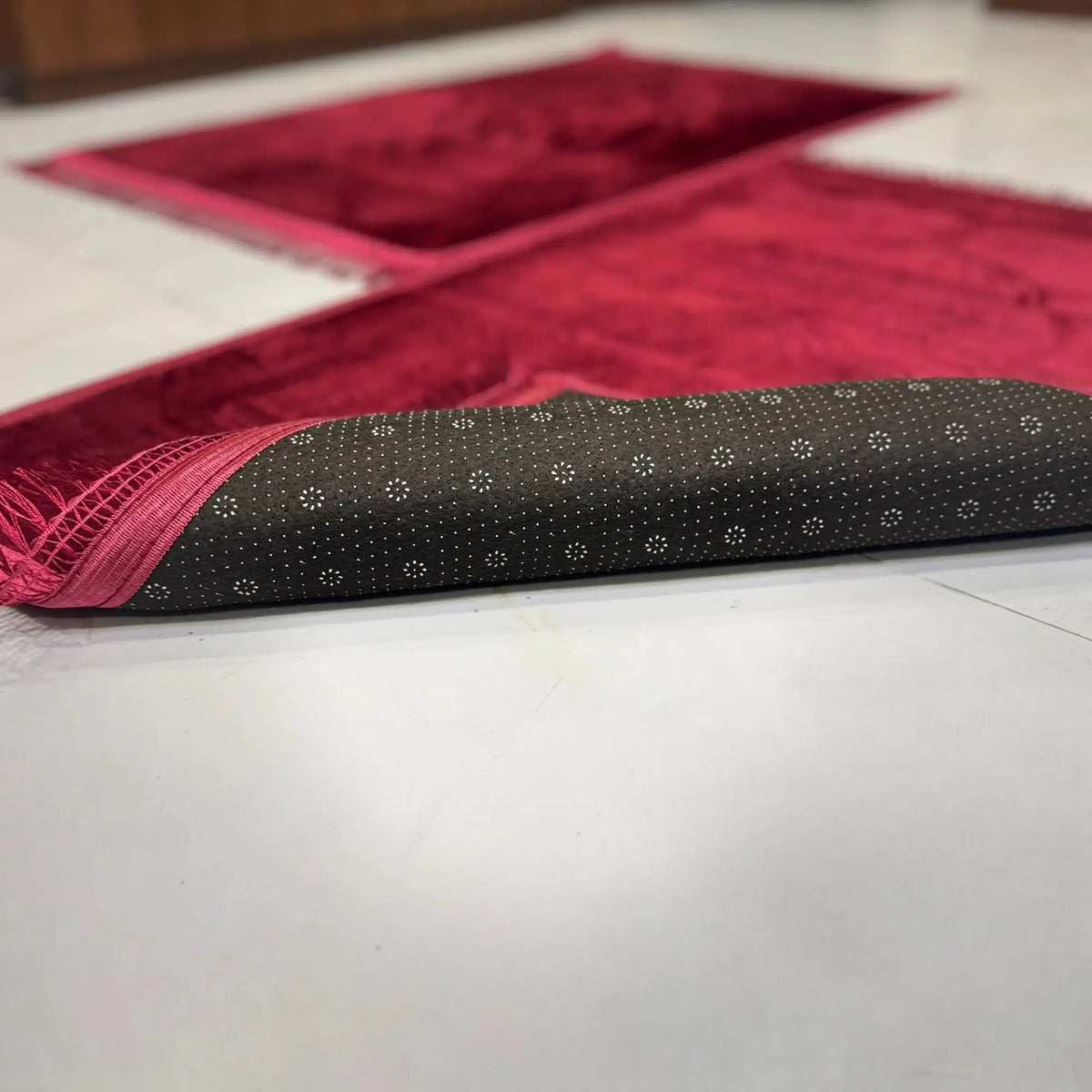 Couple Janamaz Prayer Mat in maroon with heart design, soft durable fabric and anti-slip backing, ideal for Islamic wedding or bridal gifts.
