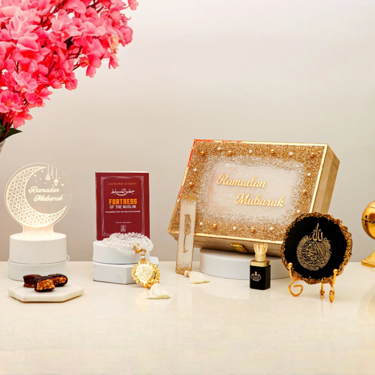 Mubarak Moments Ramadan Gift Box with Ayatul Kursi frame, prayer beads, ittar, and Ramadan Mubarak LED lamp, ideal for festive faith gifts.