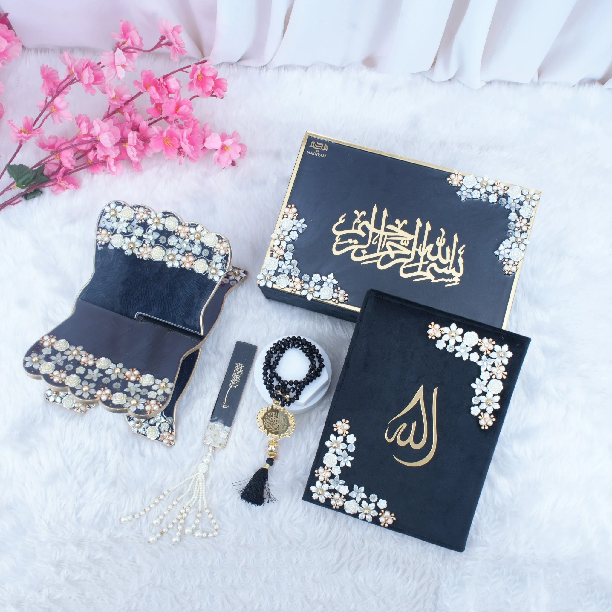 Black Lulu Al-Noor Rehal Hamper Main image
