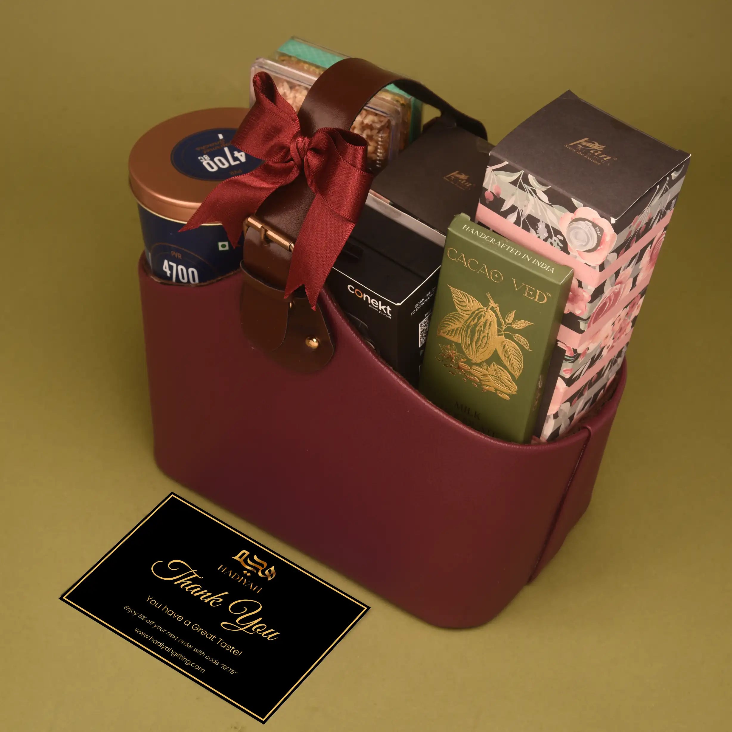 The Grand Essence Box Main image