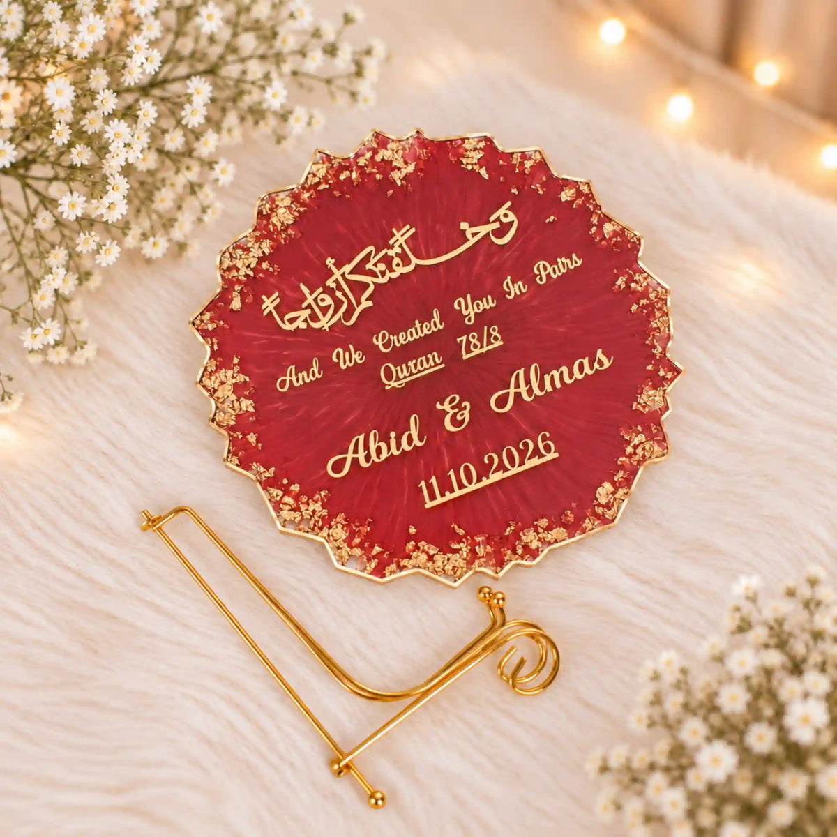 Red Flakes – Personalised Round Couple Nikah Frame