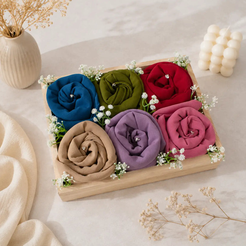 The Veil of Noor Premium Hijab Tray Main image