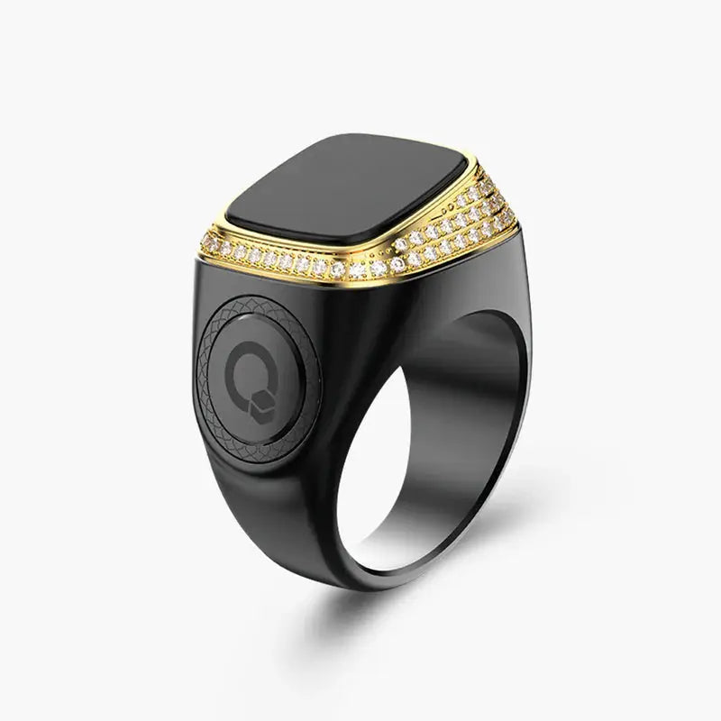 Black and gold Zikr Ring with 99 Swarovski Zirconia and Qibla icon. Elegant smart ring for Islamic prayer and spiritual mindfulness.